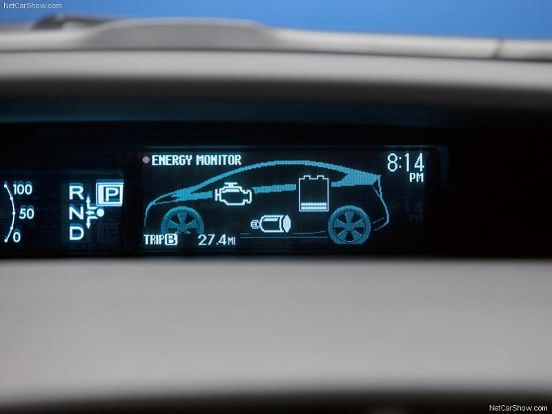 Illustration for article titled New Prius Hybrid Dashboard Photos